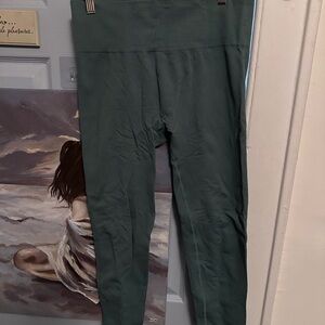 Women’s Green Leggings